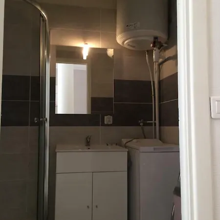 Mer F1 Apartment *